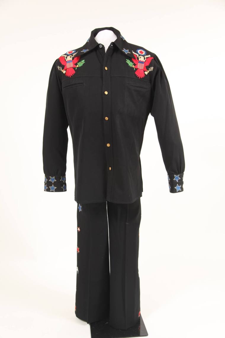 Johnny Cash’s Bicentennial suit · 1976